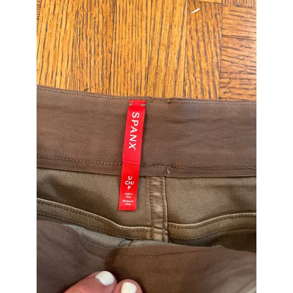 SPANX chino twill pull on shorts small - Picture 2 of 4